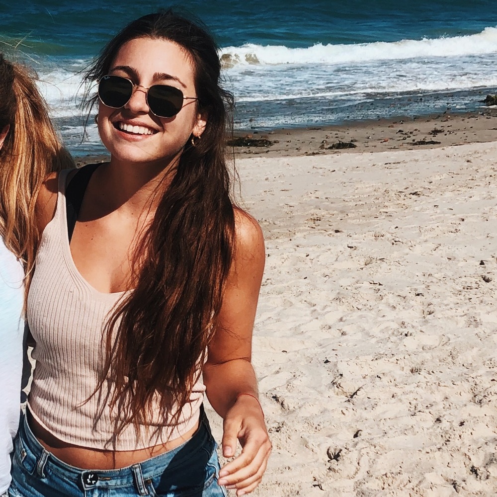 Meet your Posher, Caroline